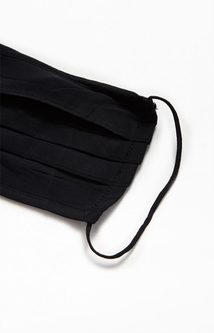 Solid Pleated Face Mask