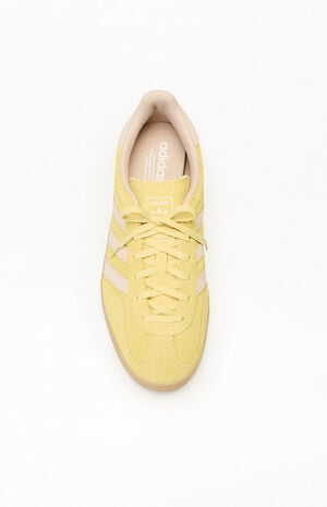 Women&rsquo;s Yellow Gazelle Indoor Sneakers image number 5