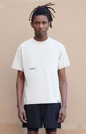 Vintage Wash Heavyweight Universal Graphic T-Shirt image number 2