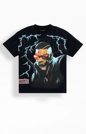 Marvel Blade Striking T-Shirt image number 1