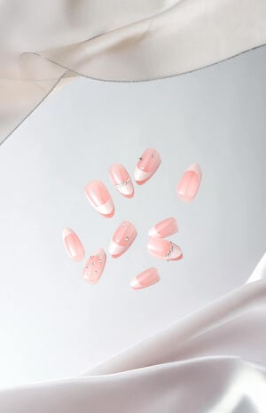 French But Make It Fabulous Press-On Nails image number 4