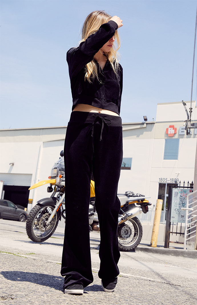 Hoodie and yoga pants store