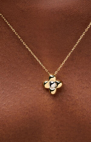 Liora Pendant Mini Flower Necklace image number 4