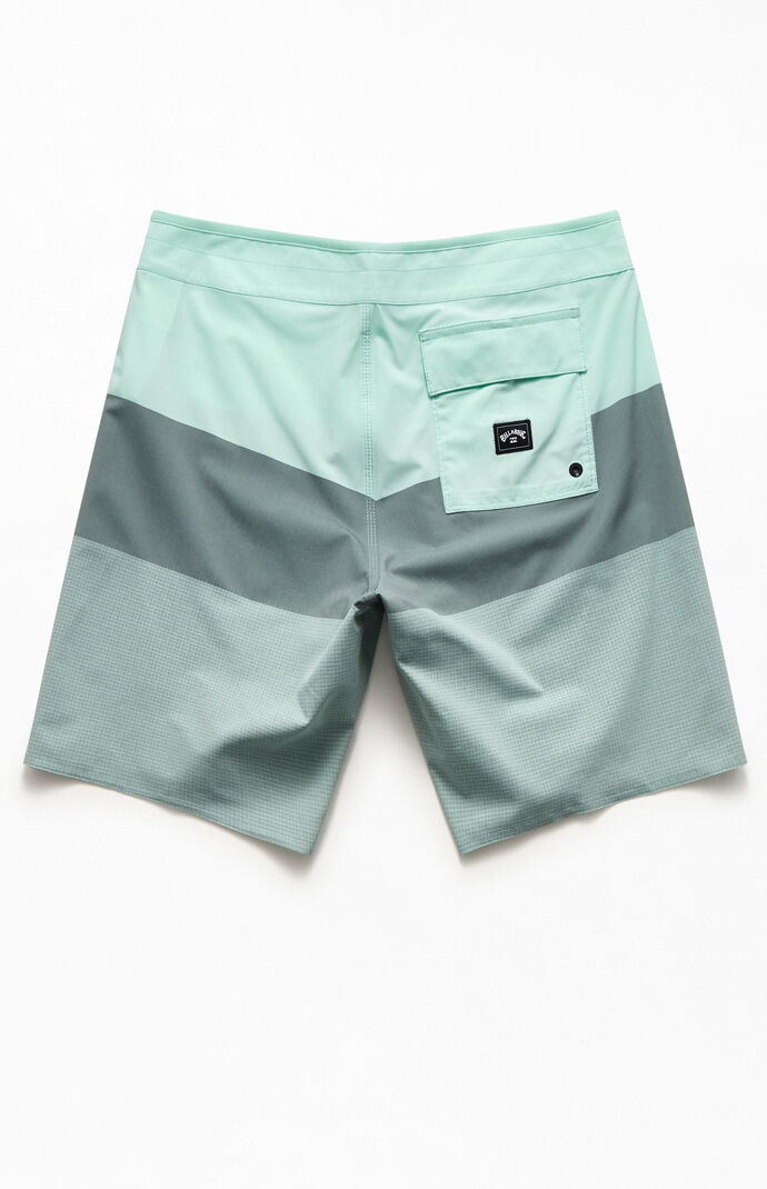 Tribong Airlite 18" Boardshorts