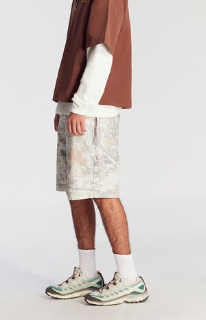 Camo Extreme Baggy Denim Shorts Camo Extreme Baggy Denim Shorts image number 3