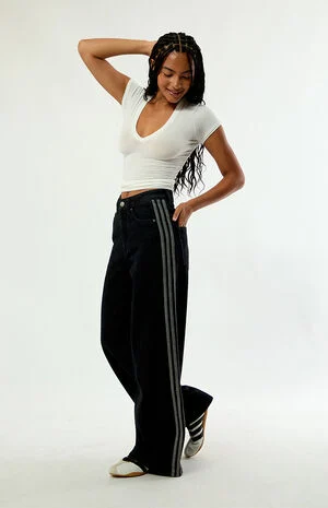 High Waisted Wide Leg Baggy Jeans image number 1