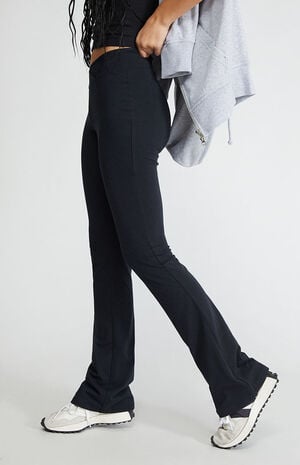 Surplice V Waist Flare Yoga Pants image number 3