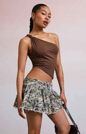 Mandy Knot One Shoulder Tank Top image number 3