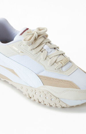 Women's Beige Blacktop Rider Sneakers image number 6