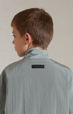Essentials Seal Crinkle Nylon Half Zip Mock Neck Shirt image number 5
