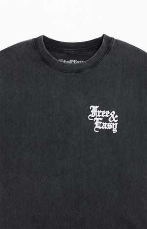 Beach Club T-Shirt image number 3