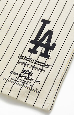 LA Dodgers Pinstripe T-Shirt image number 4