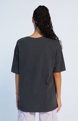 Kiss Me T-Shirt image number 3