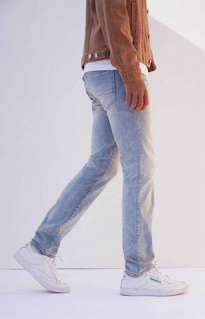 Light Slim Fit Jeans