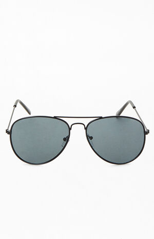 Black Metal Aviator Sunglasses image number 2