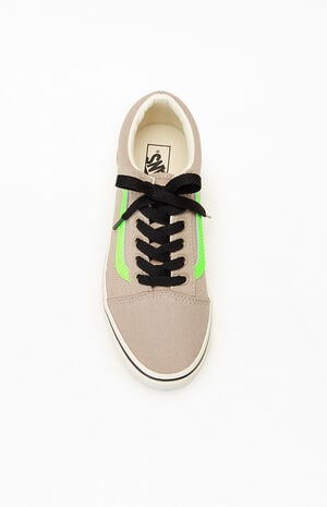 Kids Tan Glow-In-The-Dark Old Skool Shoes image number 5