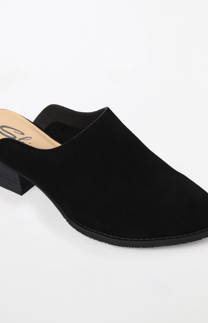 Salem Mules