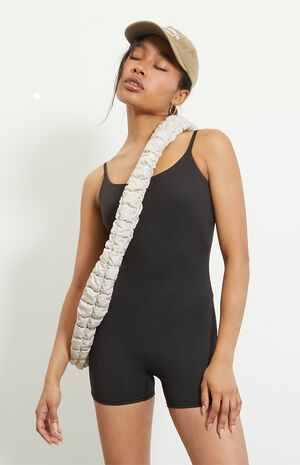 PAC WHISPER Active Melody Short Onesie image number 2