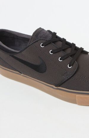 Zoom Stefan Janoski Canvas Shoes image number 5