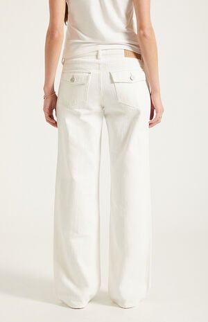 Zoe Low Rise Girlfriend Jeans White image number 4