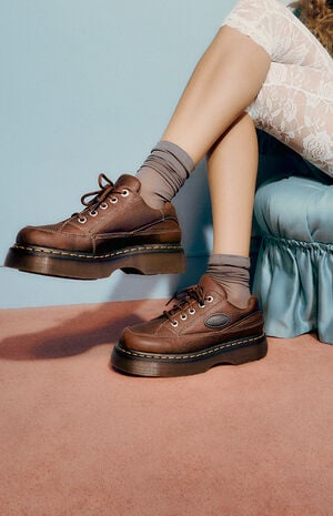 Women's Grizzly Buzz 5-Eye Leather Sneakers image number 1