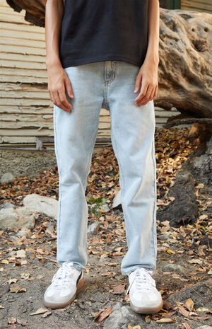 Light Indigo '90s Straight Leg Jeans image number 2