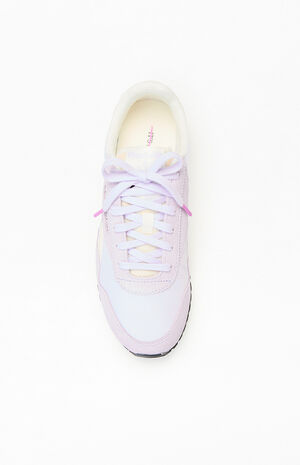 Women's Lilac Classic AZ Sneakers image number 5
