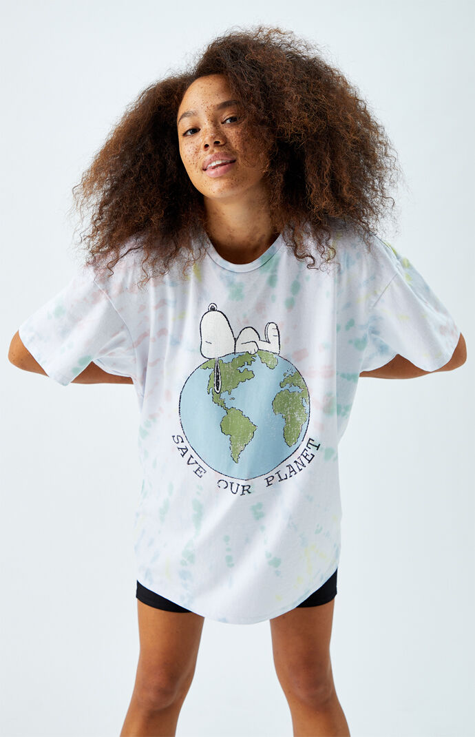 x Snoopy Save Our Planet T-Shirt