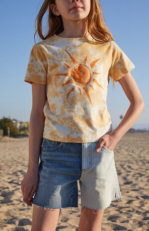 Two-Tone Denim Shorts image number 4