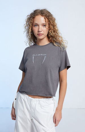 BLACKPINK Fang Cropped T-Shirt image number 1