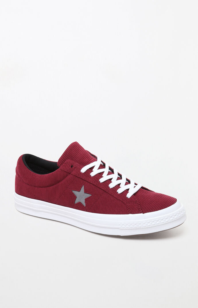 converse low top burgundy