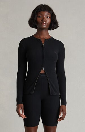 Women's Vintage Black Ribbed Knit Biker Shorts image number 3