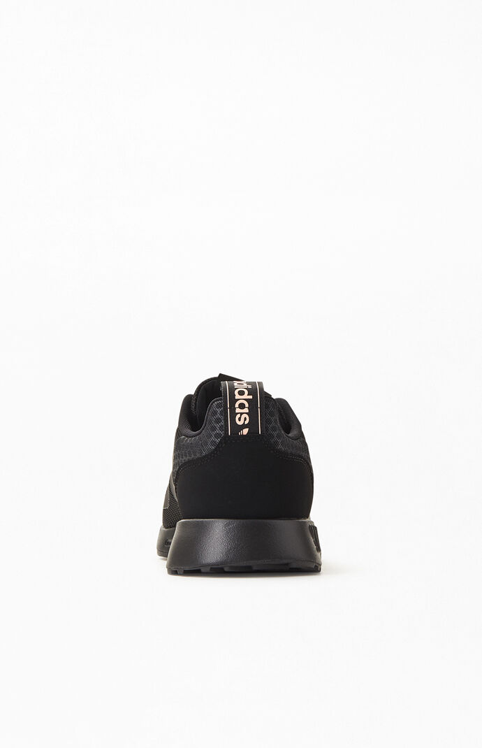 Black Smooth Runner Sneakers
