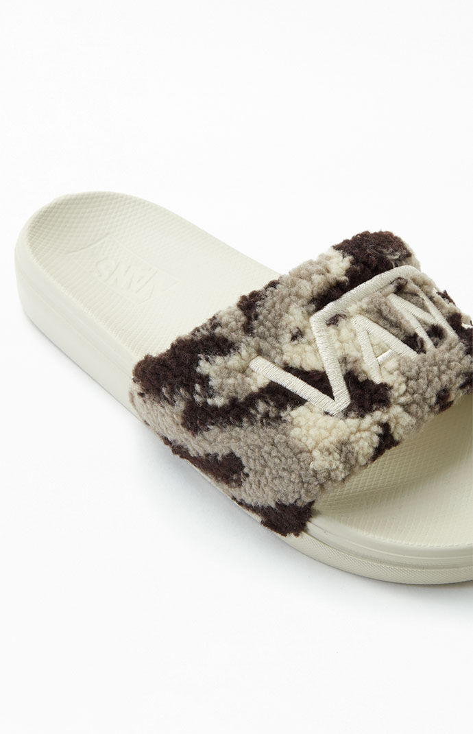 Vans store tiger slides