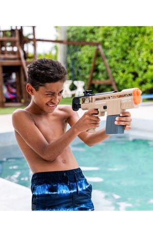 Realtree Edge SuperBlaster Motorized Water Gun image number 3