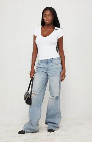 Lucy Deep V Short Sleeve Top image number 1