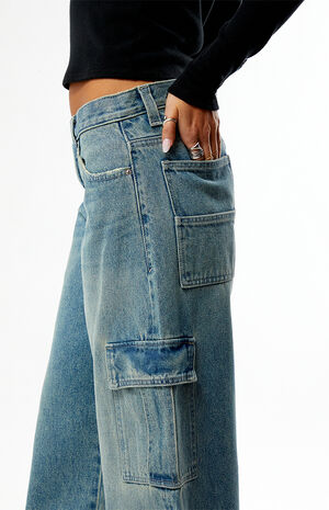 Sloane Low Rise Ultra Baggy Jeans Cargo Light Blue image number 5