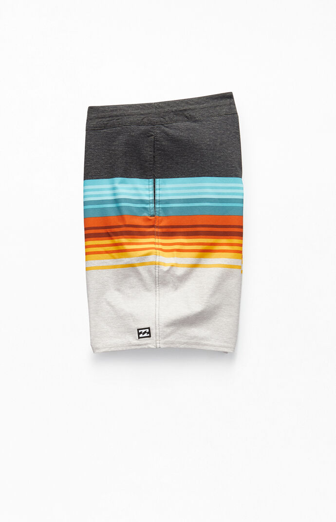 Multi Spinner LT 19" Swim Trunks