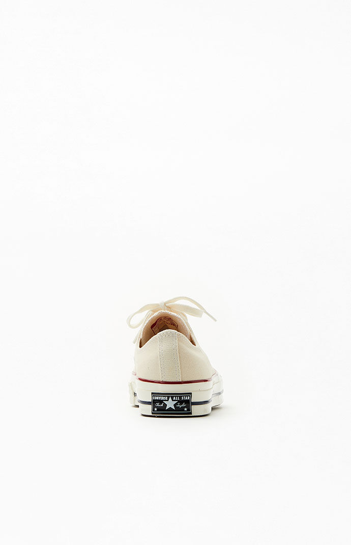 White Chuck 70 Low Shoes