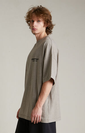 Heather Grey Crew Neck T-Shirt image number 3