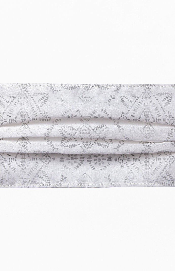 Reeve Pattern Face Mask