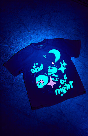 Dead Of Night Oversized T-Shirt image number 2