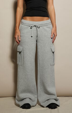 Heather Grey Ultra Soft Fleece Cargo Baggy Sweatpants image number 2