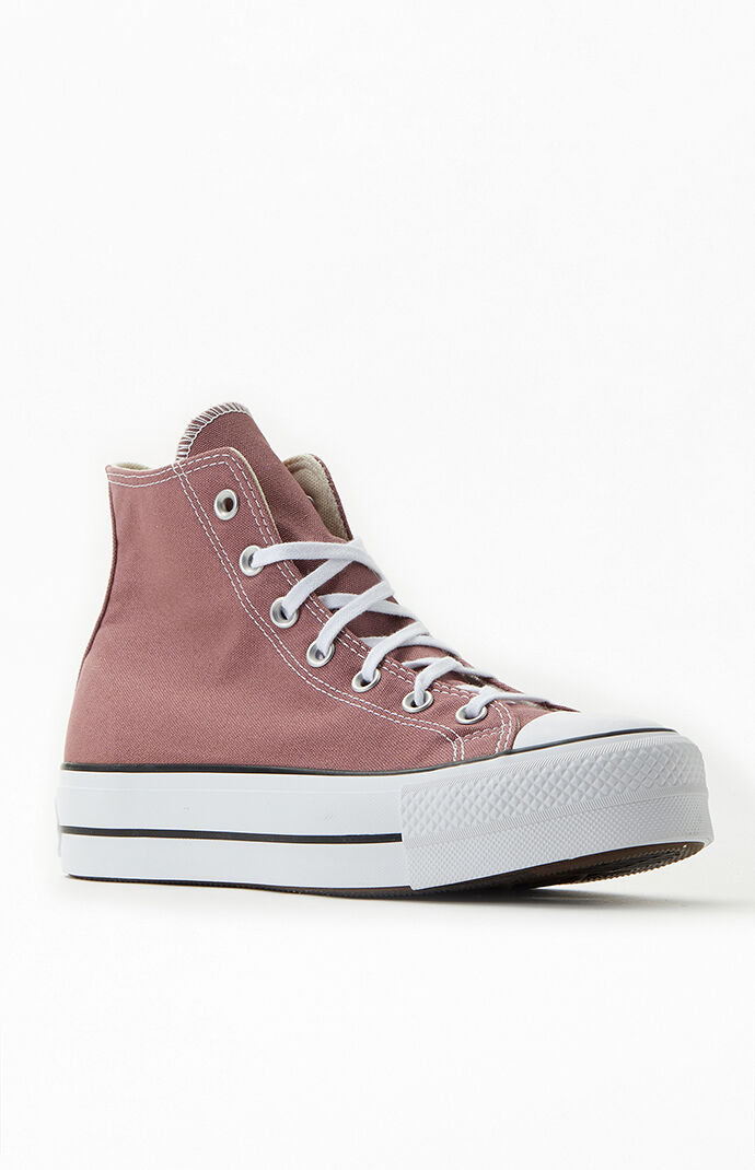 Blush 2024 chuck taylors