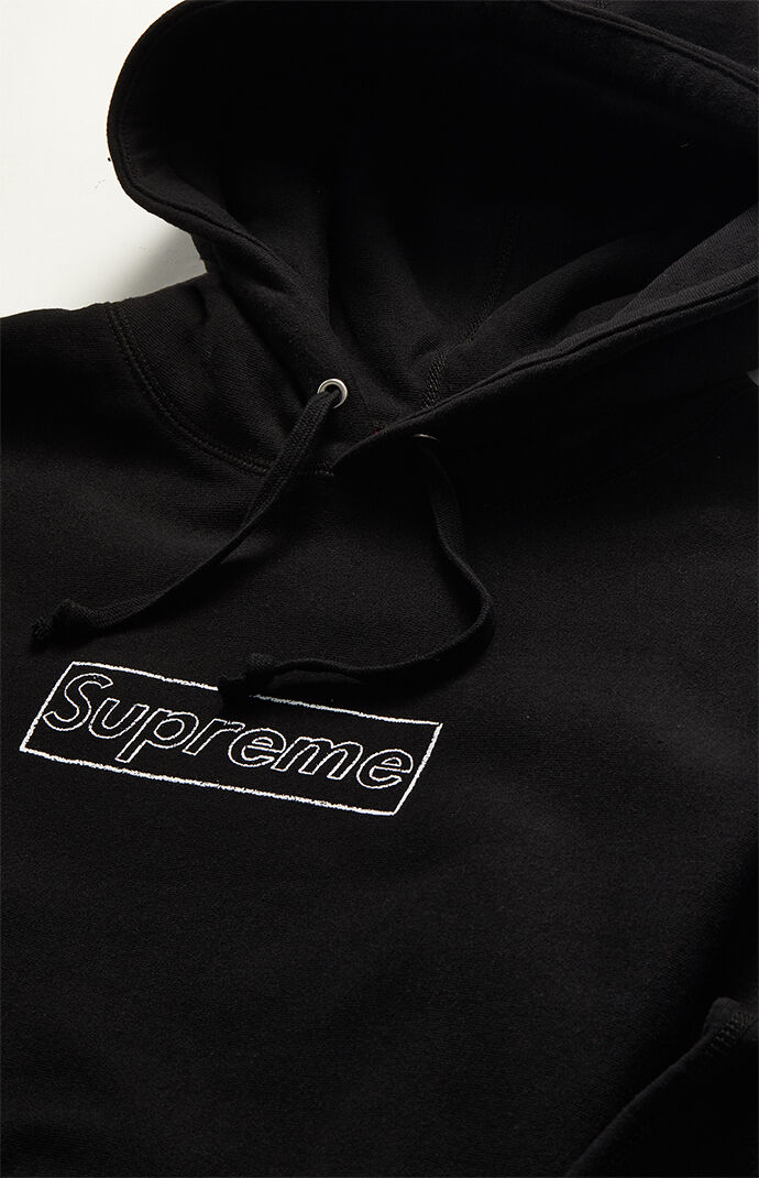 Supreme kaws chalk logo hoodie outlet