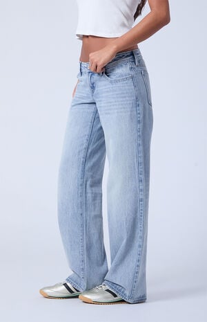 Sammy Ultimate Low Rise Straight Leg Jeans Light Blue image number 3