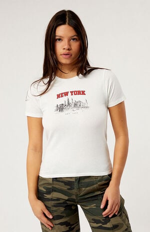 New York Skyline Skimmer T-Shirt image number 2