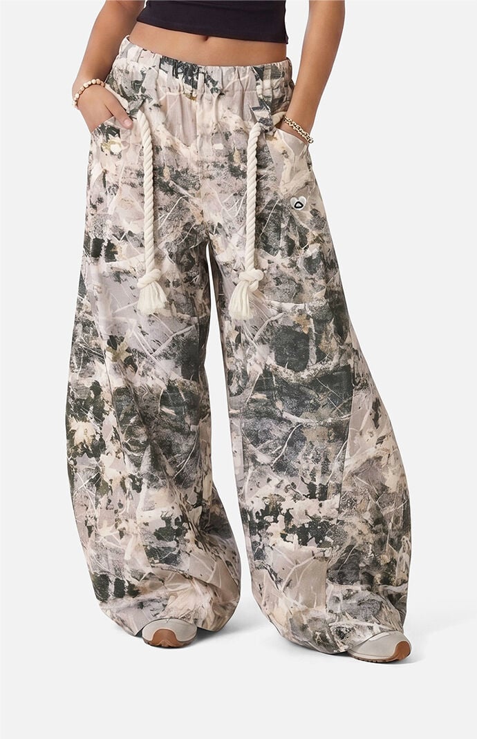 Aelfric Eden Camo Super Baggy Sweatpants