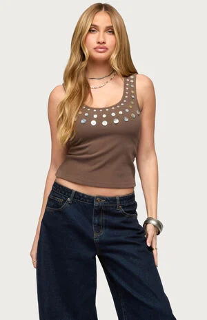 Beach Babe Scoop Tank Top image number 1