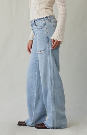 Casey Low Rise Baggy Jeans Ripped Slit Light Indigo image number 3